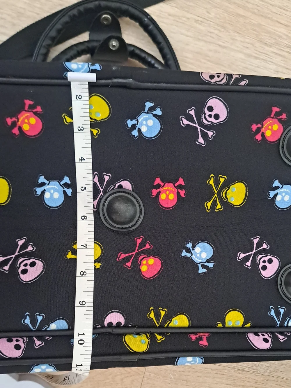 Skulls Design Black Duffel Bag with Multicolor Print